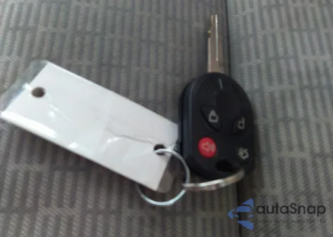 2010 Ford Fusion S из США, поврежденный, VIN 3FAHP0GA5AR315431